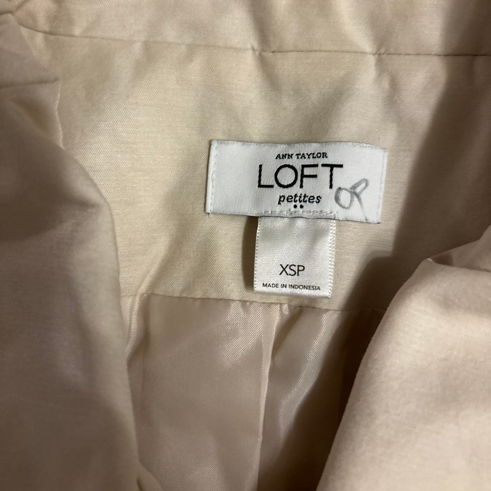 Ann Taylor LOFT Petite Cream Ruffle Collar Coat Jacket XSP ✨ - Picture 6 of 8